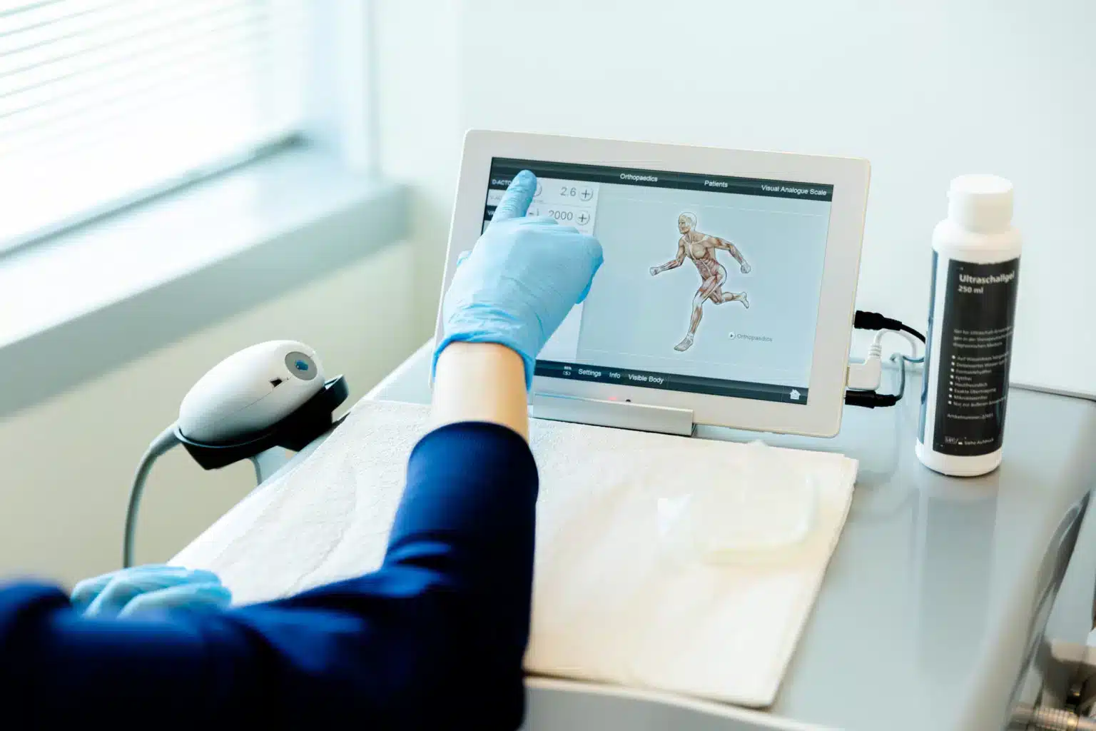 ChristiMD-Cliovana-7103-1536×1024 ChristiMD-Cliovana